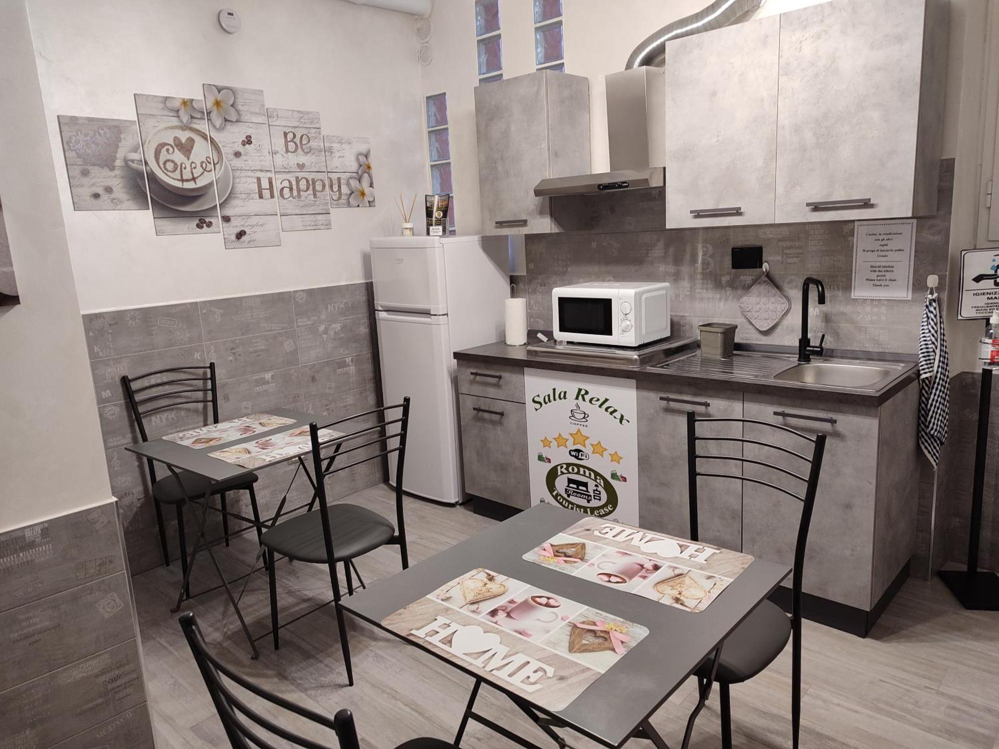 Roma Tourist Lease Hotell Acilia Exteriör bild